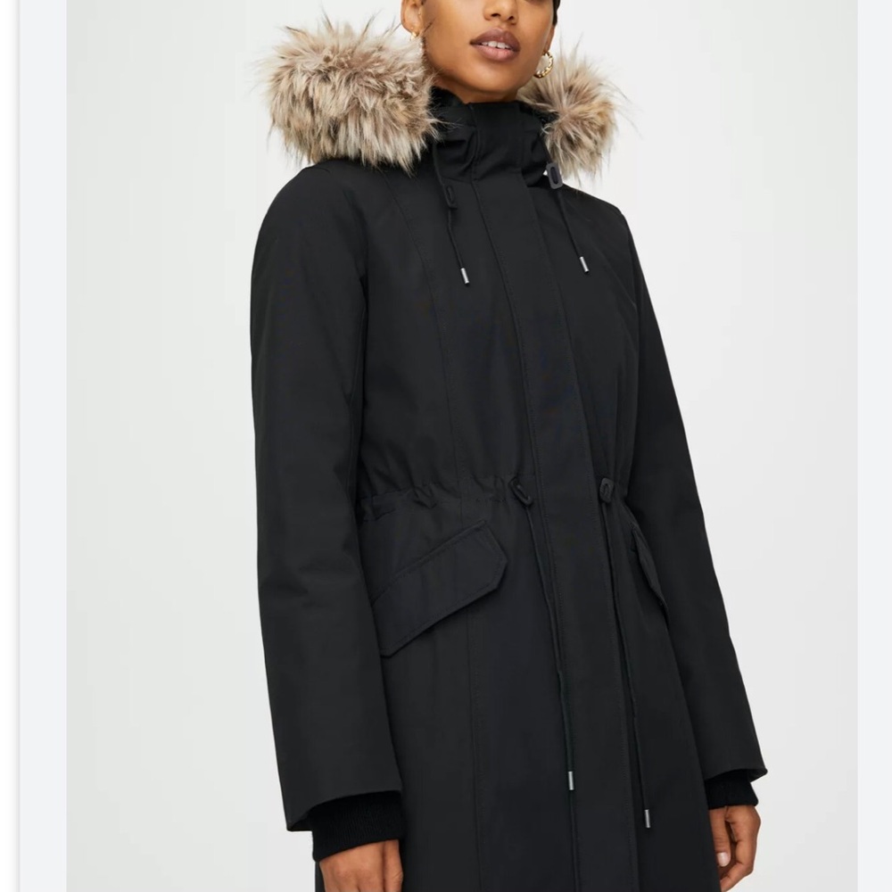 Aritzia Wilfred Beaufort Premium Goose Down Parka in Black XS